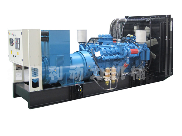 520-2400KW奔馳發(fā)電機(jī)組